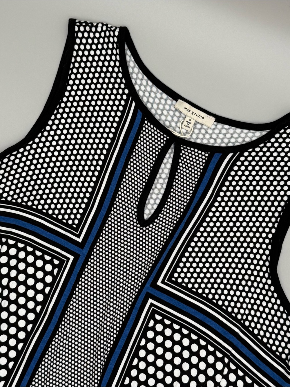 NWT Max Studio Tank Women’s Small Black, White & Blue Polka Dot Keyhole